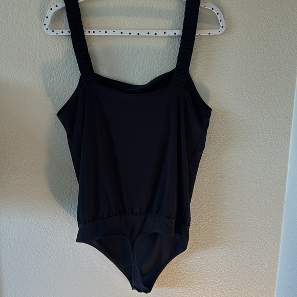 Express Black Square Neck Sleeveless Bodysuit | Size M - Picture 2 of 9